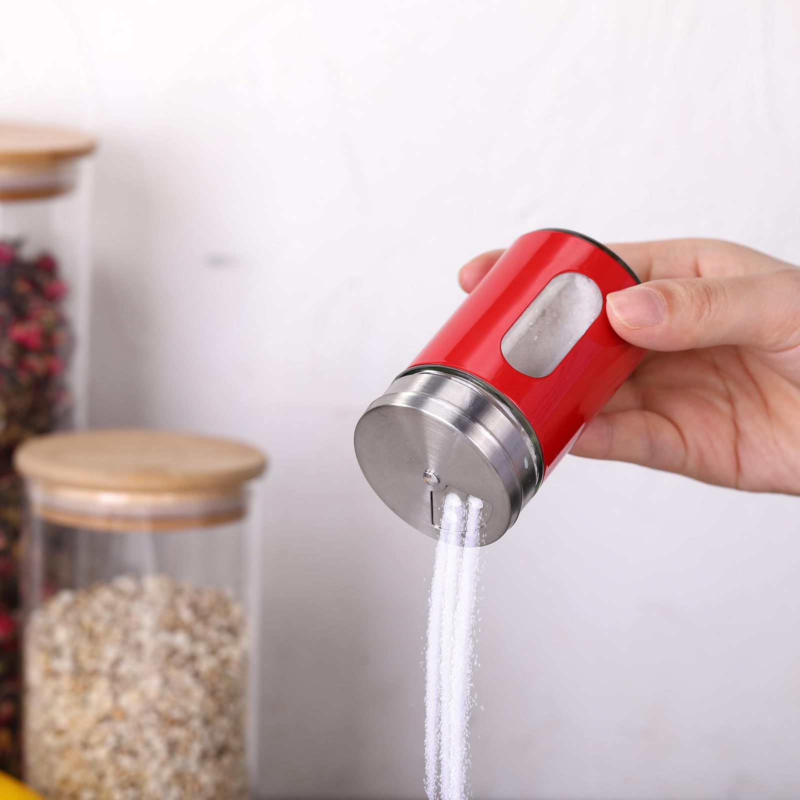 Teenyyou Juego de salero y pimentero de acero inoxidable con agujeros, dispensador de especias de acero inoxidable con agujeros ajustables, decoración moderna para encimera de cocina (rojo)