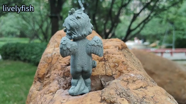 Estatua de Ángel Guardián Pequeño Querubín en Oración de Piedra miniatura 7