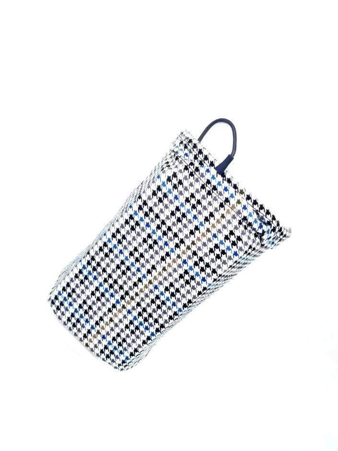 Cell Phone Arm band, Cell Phone Running Armband, Phone Armband Sleeve, Phone Holder for Running, Blue Houndstooth