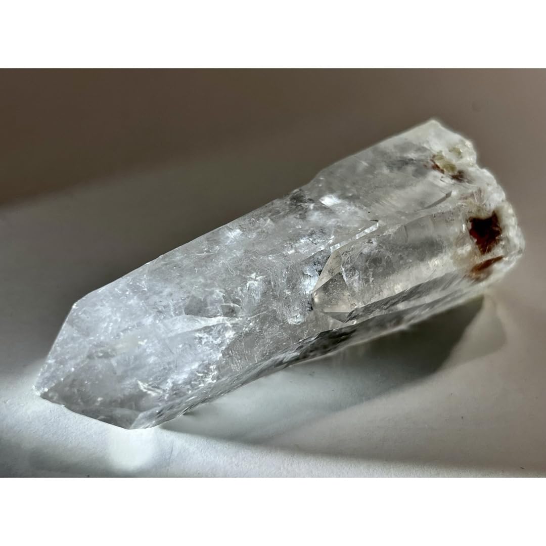 炎の精霊ঌ 　アンフィボールインクォーツ✨　原石　ポイント　クリスタル　水晶 炎の精霊ঌ アンフィボールインクォーツ✨ 原石 ポイント