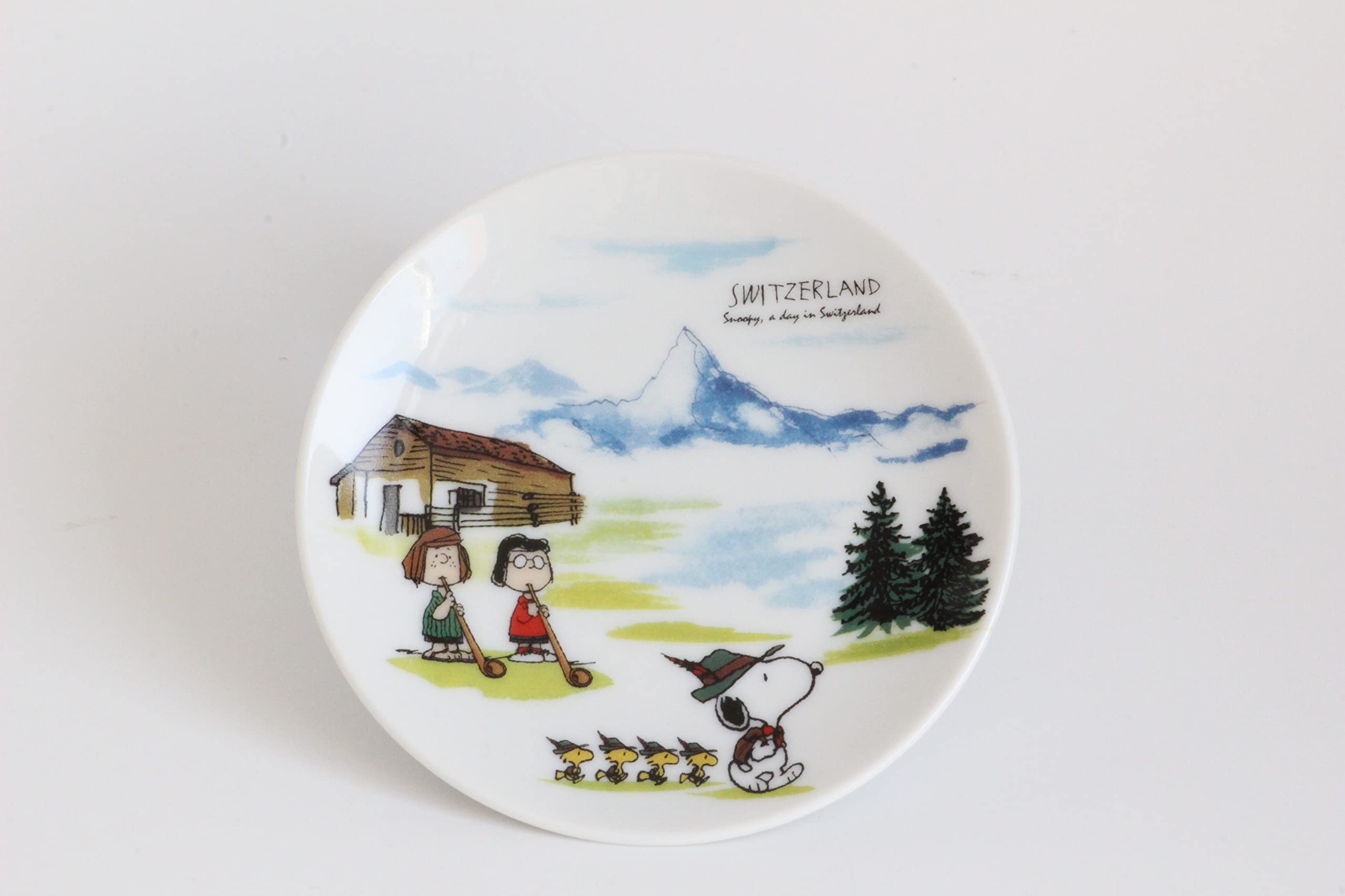 Amazon.com: シミズ陶業(Shimizutougyou) New York Swiss Snoopy Mini