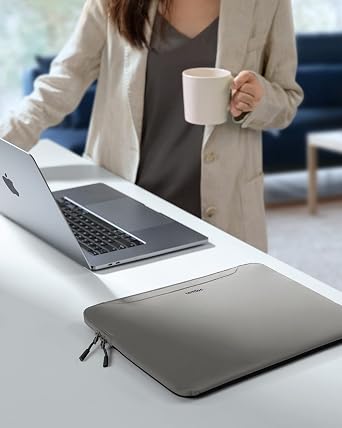 tomtoc İnce Dizüstü Bilgisayar Kılıfı, 13-14 inç ve 15-16 inç MacBook Air/Pro için, Çift Renkli, Su İtici, Hafif ve Koruyucu Laptop Kılıfı