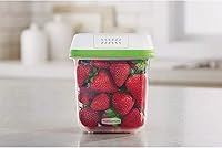 Vista 2 de Rubbermaid FreshWorks Saver, contenedor de almacenamiento mediano para productos, 7.2 tazas, transparente