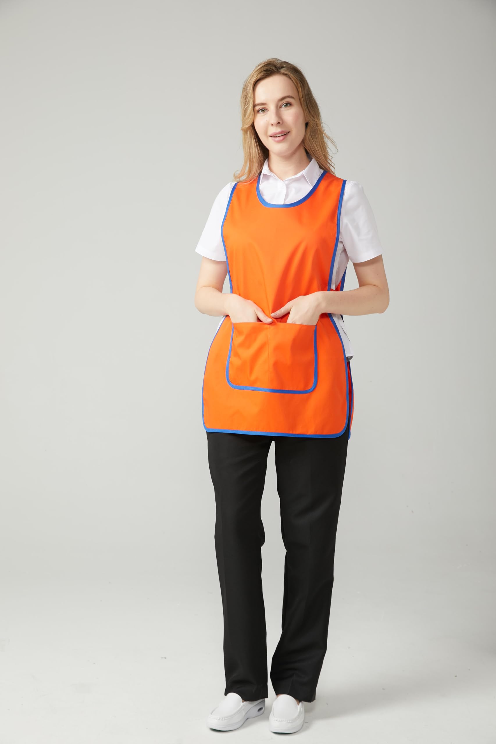 Victory PACK DE 2 - Delantal Limpieza Profesional Servicio Doméstico Camarera Hostelería Mujer Ajuste Cómodo Botones Laterales Poliéster Algodón Trabajo Diario Antimanchas Modelo 868