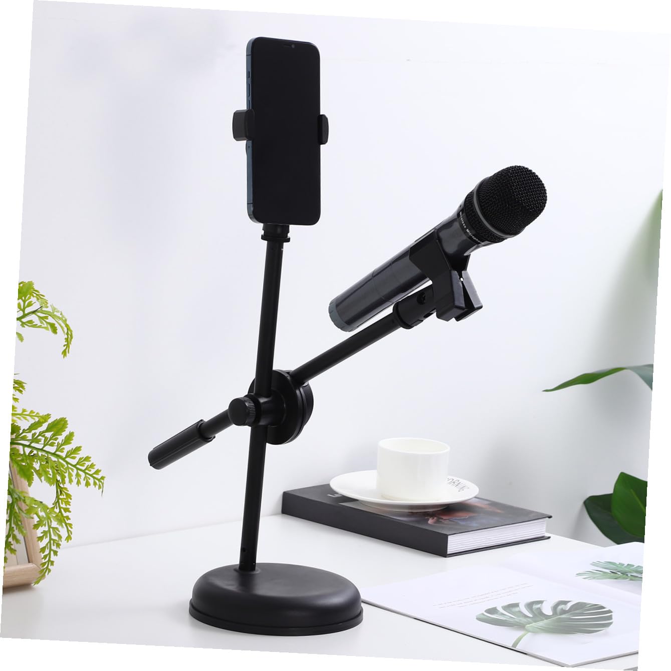 Supporto per Microfono da Tavolo Telescopico e Regolabile Clip e Supporto per Telefono, Base Stabile per Podcasting, Registrazione e Uso Casalingo