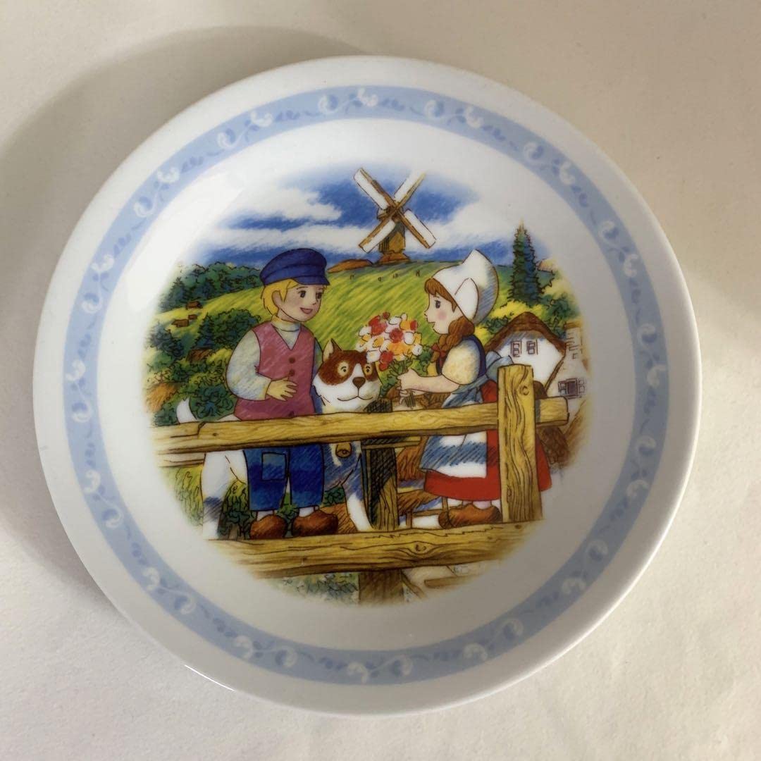 Amazon.co.jp: 世界名作劇場 フランダースの犬 お皿 非売品 4種類