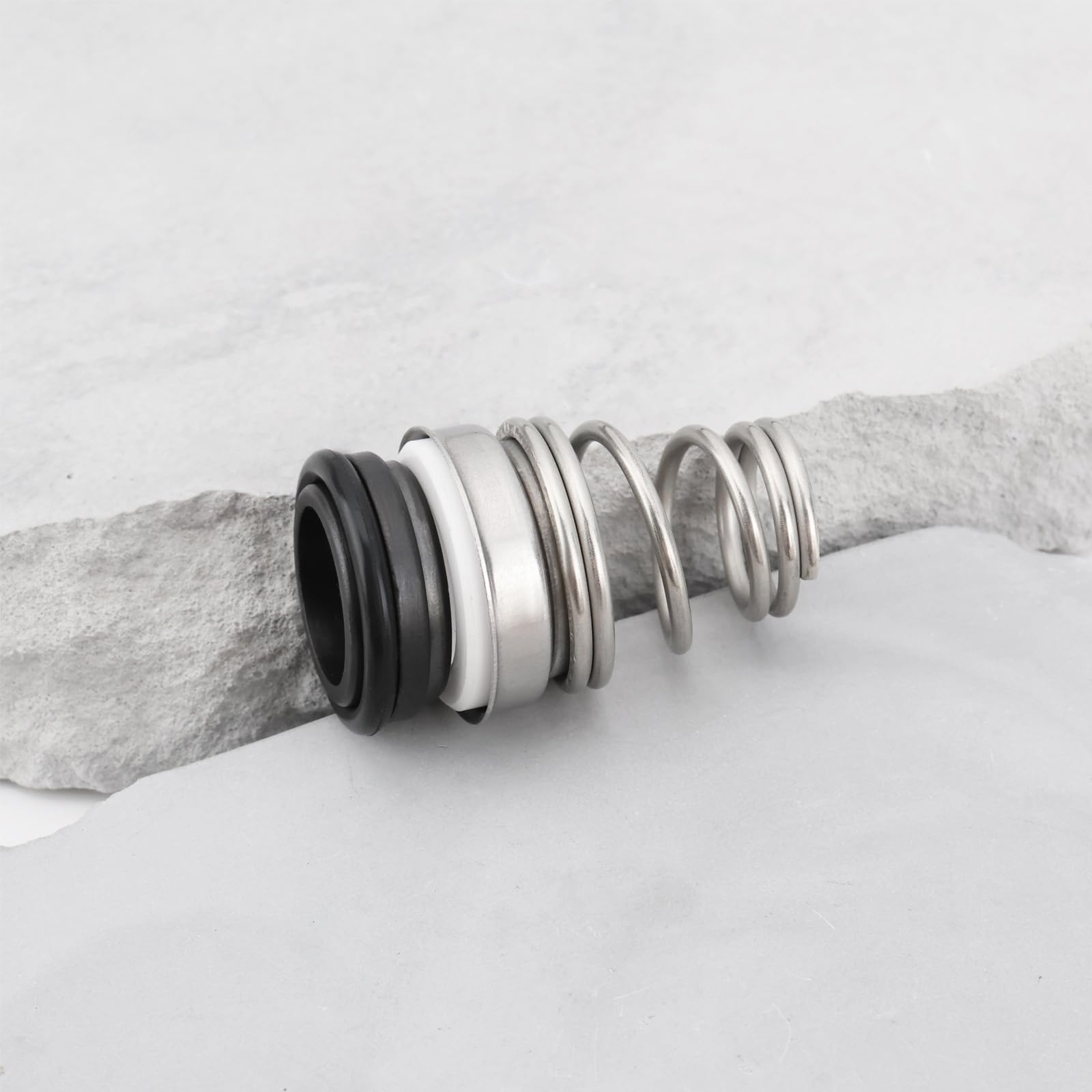 OTOTEC Lot de 2 Joints d'arbre Mécaniques de Pompe à Eau de 14 Mm avec Ressort à Bobine Unique pour La Pompe de Circulation 155 pour Arbres de 14Mm de Diamètre Pompe à Eau Propre Pompe de Circulation