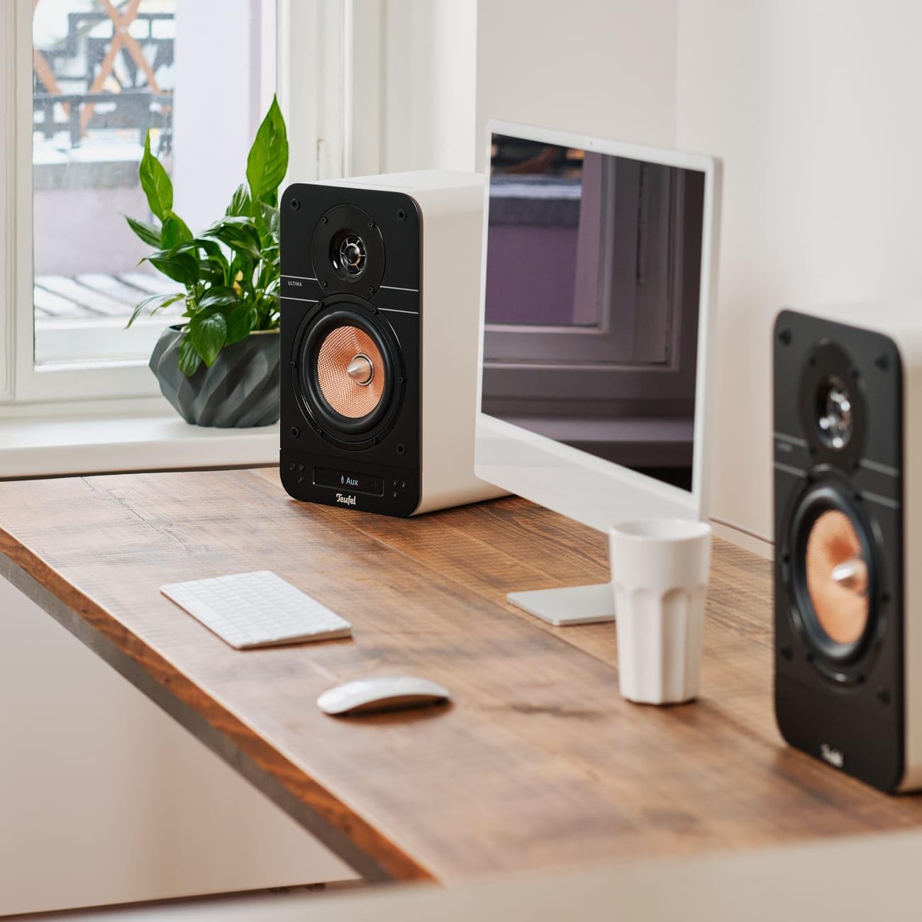 Teufel Ultima 25 Active Pareja de Altavoces Activos con Receptor AV Integrado: compatibles con el televisor (Black)