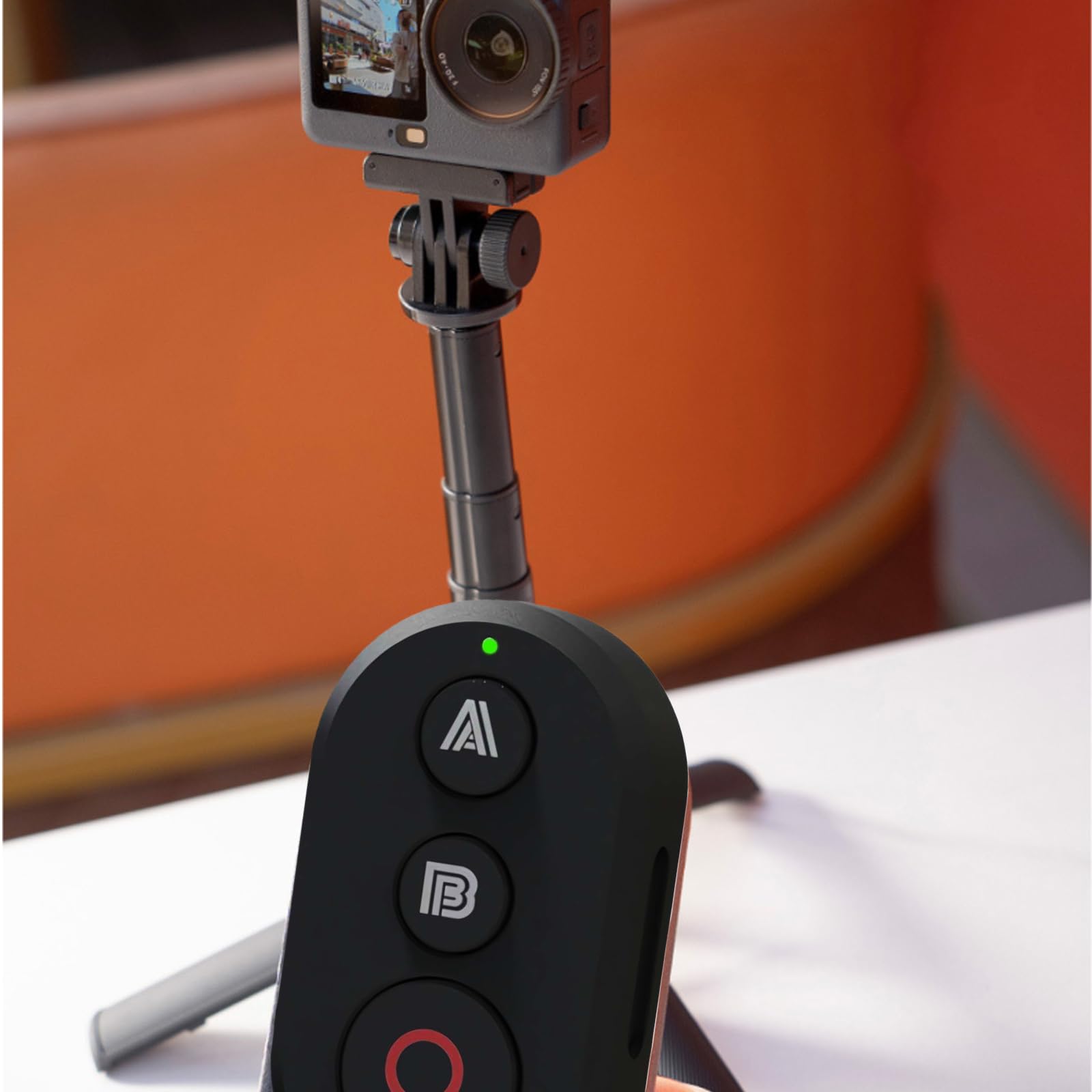 Telecomando Bluetooth compatibile con Insta360 X5/4/3/2/Go3/S/ACE pro/ACE GoPro 13/12/11/10/9/8/IOS/Android, portata 10 m, con cinturino e supporto per bicicletta per avventure all'aria aperta e