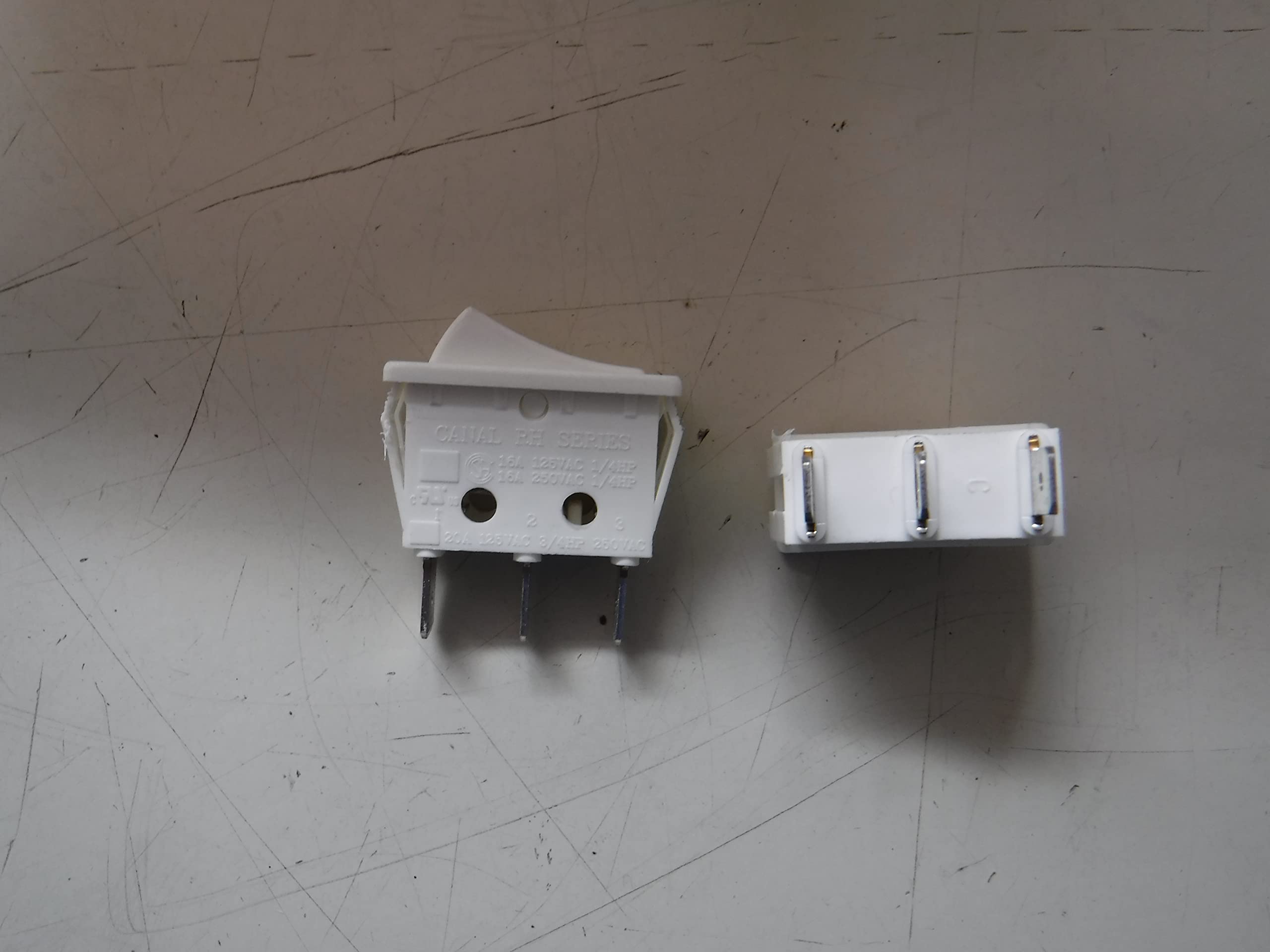 Sea Dog Line Rocker Switch on/Off White 15amp 12 Volt SPST Circuit #420445