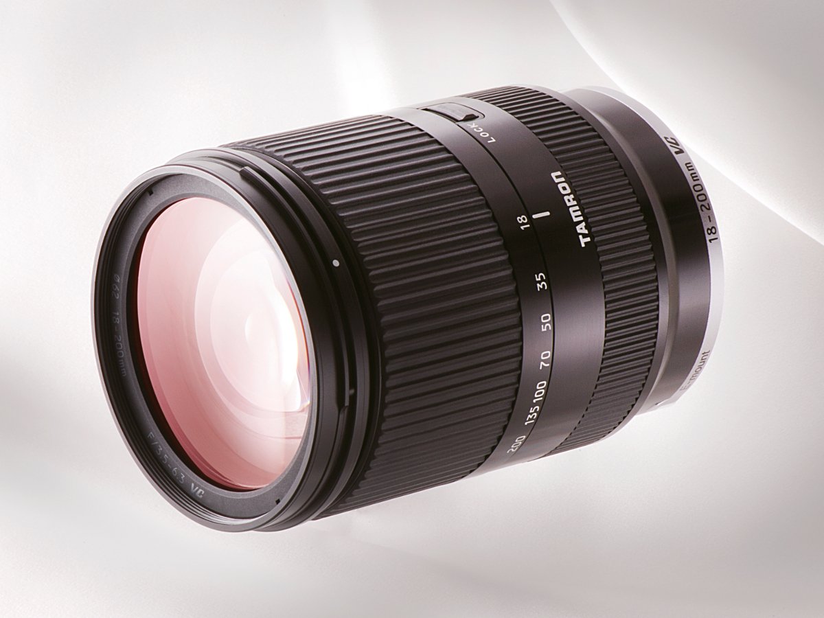 ジャンクTAMRON18-200mmF3.5-6.3DiIII VC(B011) For Tamron 18-200mm 