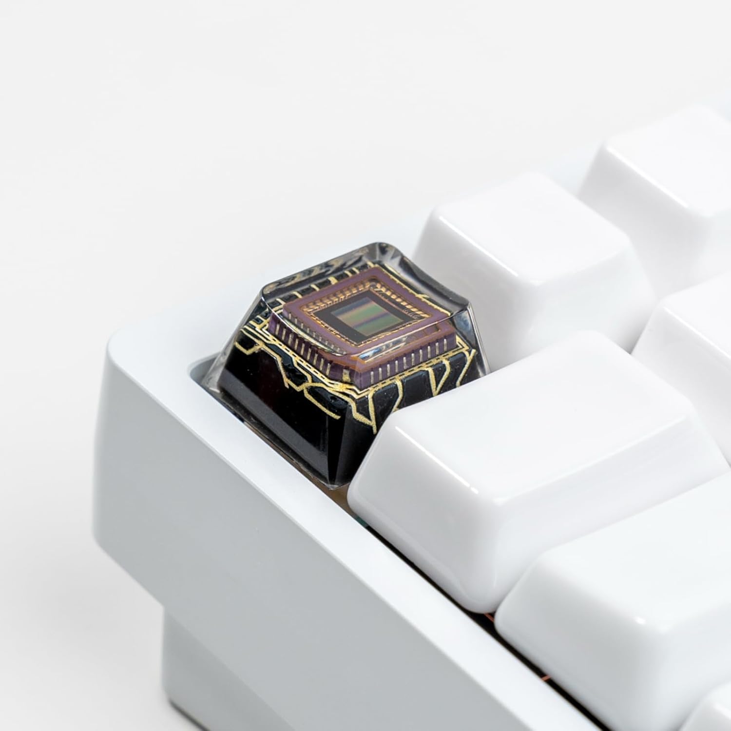 Artisan Keycaps - Custom CMOS Chip Design ESC Keycap Unique Resin Keycap, Cherry Profile for Mechanical Keyboards - Personalized Keyboard Accessory
