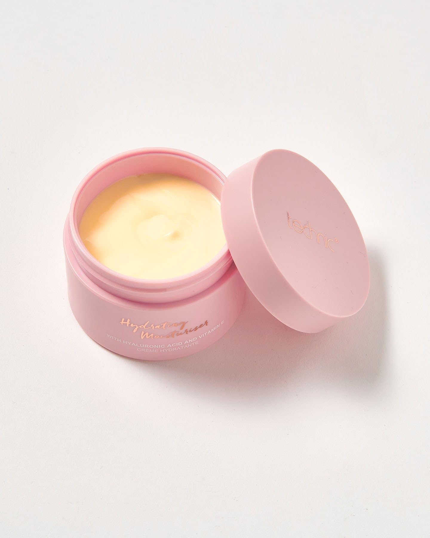 Technic Hydrating Moisturiser with Hyaluronic Acid & Vitamin E