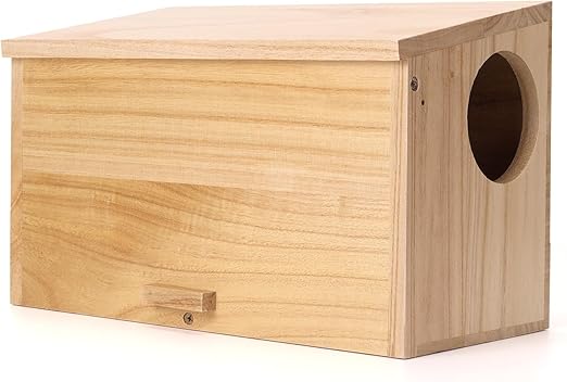 Pine Wood Squirrel House Feeder Outdoor Nesting Box for Habitat Residence
