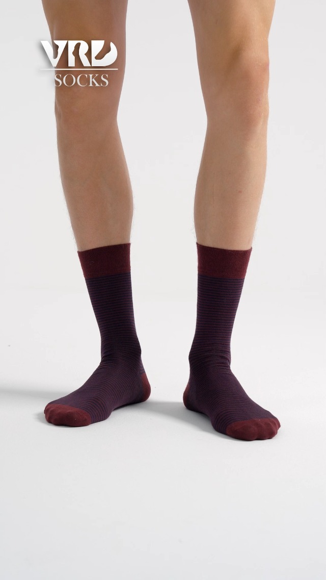 burgundy dress with flowers Men's Bamboo Dress Socks