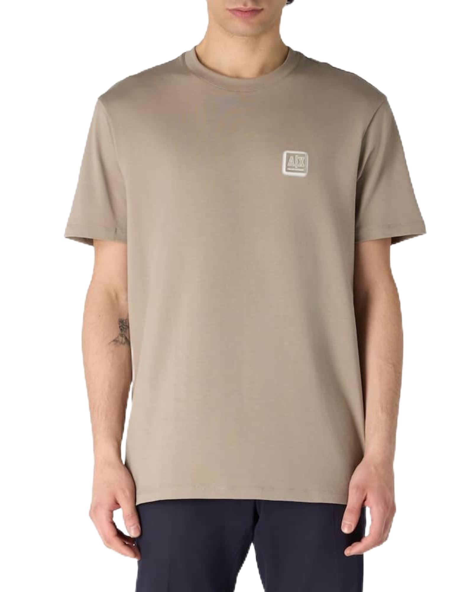 T-shirt Armani Exchange avec patch logo luxe en éco-cuir
