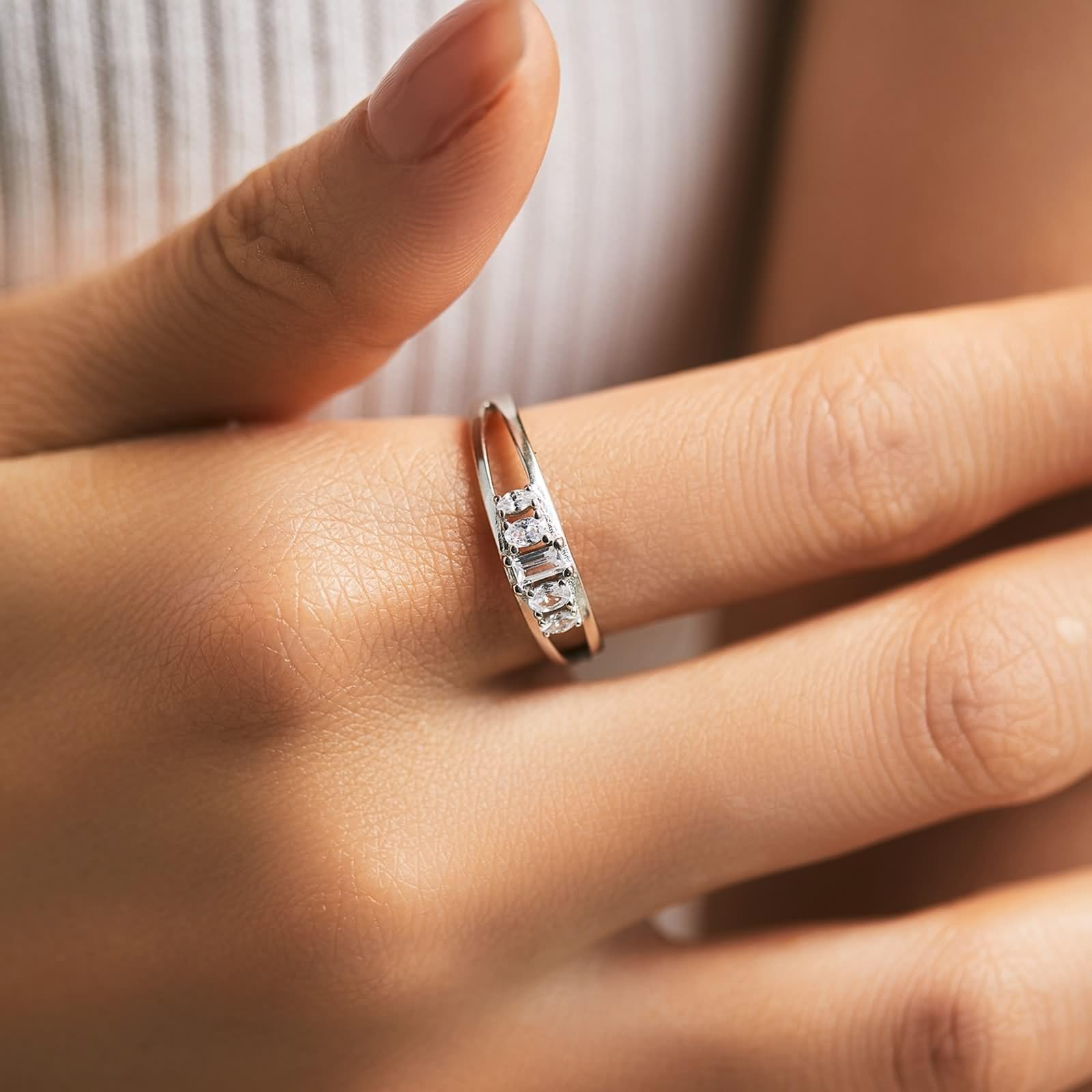 Memoire Ring Weißgold Ring Verlobungsung Elegant mit rechteckschliff Moissanit Geschenk 18 Geburtstag Mädchen