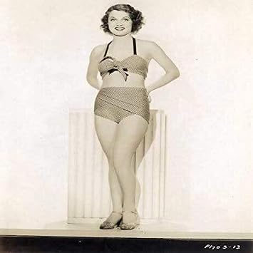 Posterazzi DAP1858 Ann Sheridan - Swimsuit Photo Print, 8 x 10, Multi