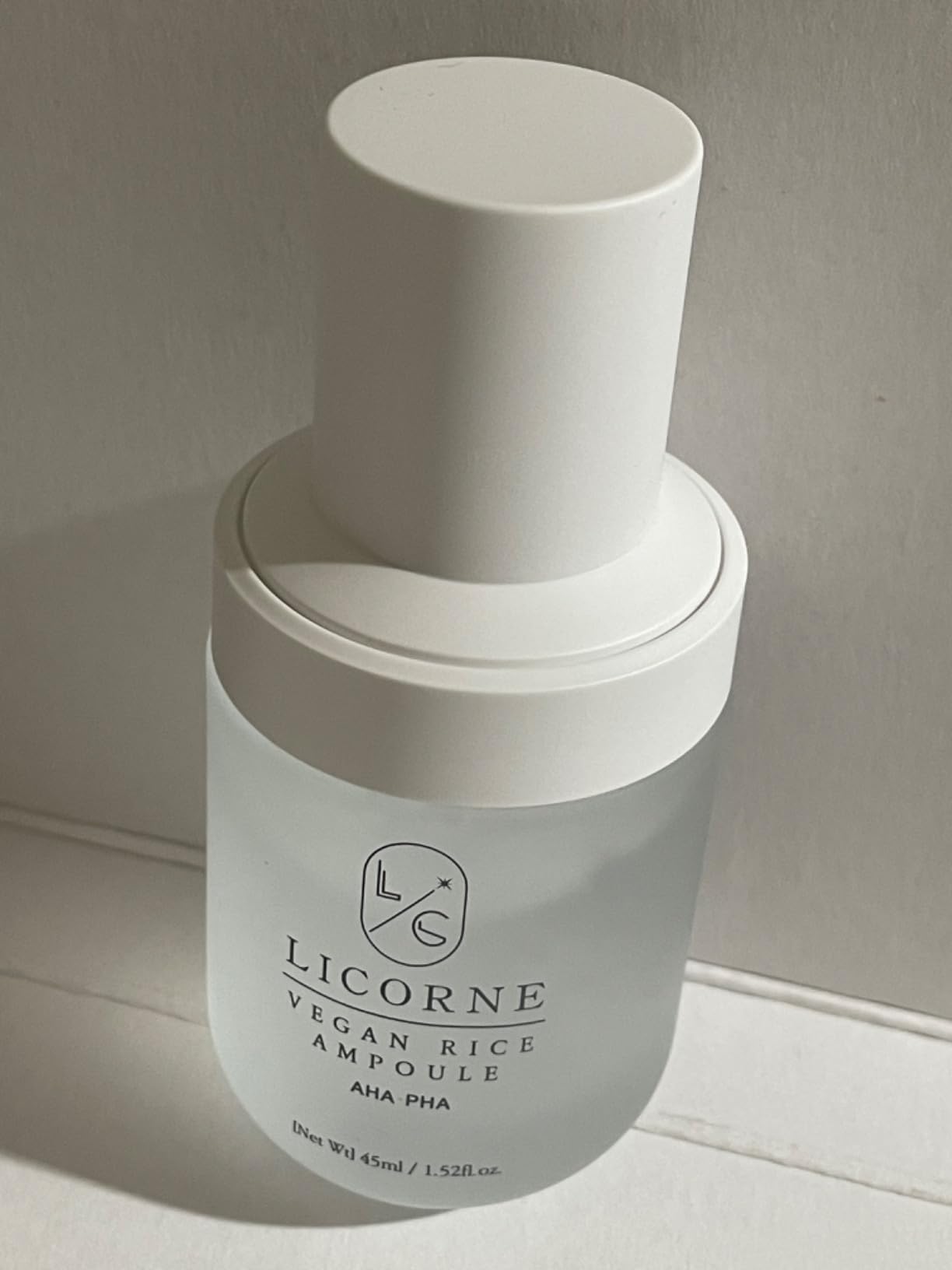 Licorne Rice Ampoule Skincare Serum 1.52 Fl Oz, Vegan Korean Lightweight Hydrating Serum with Glycolic Acid AHA, Gluconolactone PHA and Betaine for Radiant-Looking Skin