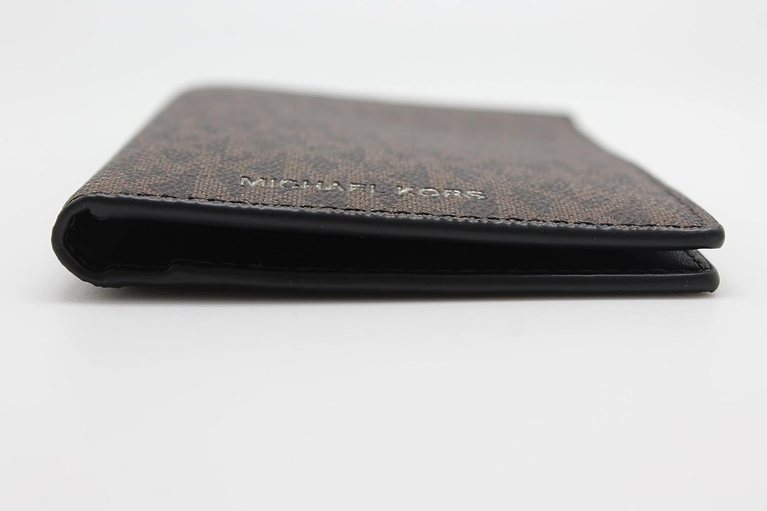  | Michael Kors Gifting Passport Wallet Brown/Black | Passport Wallets