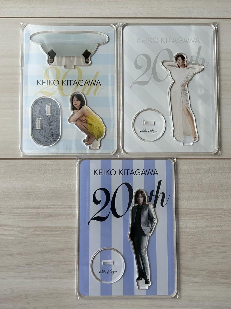 Amazon.co.jp: 北川景子 20周年オリジナル アクスタ3種類 : ホーム