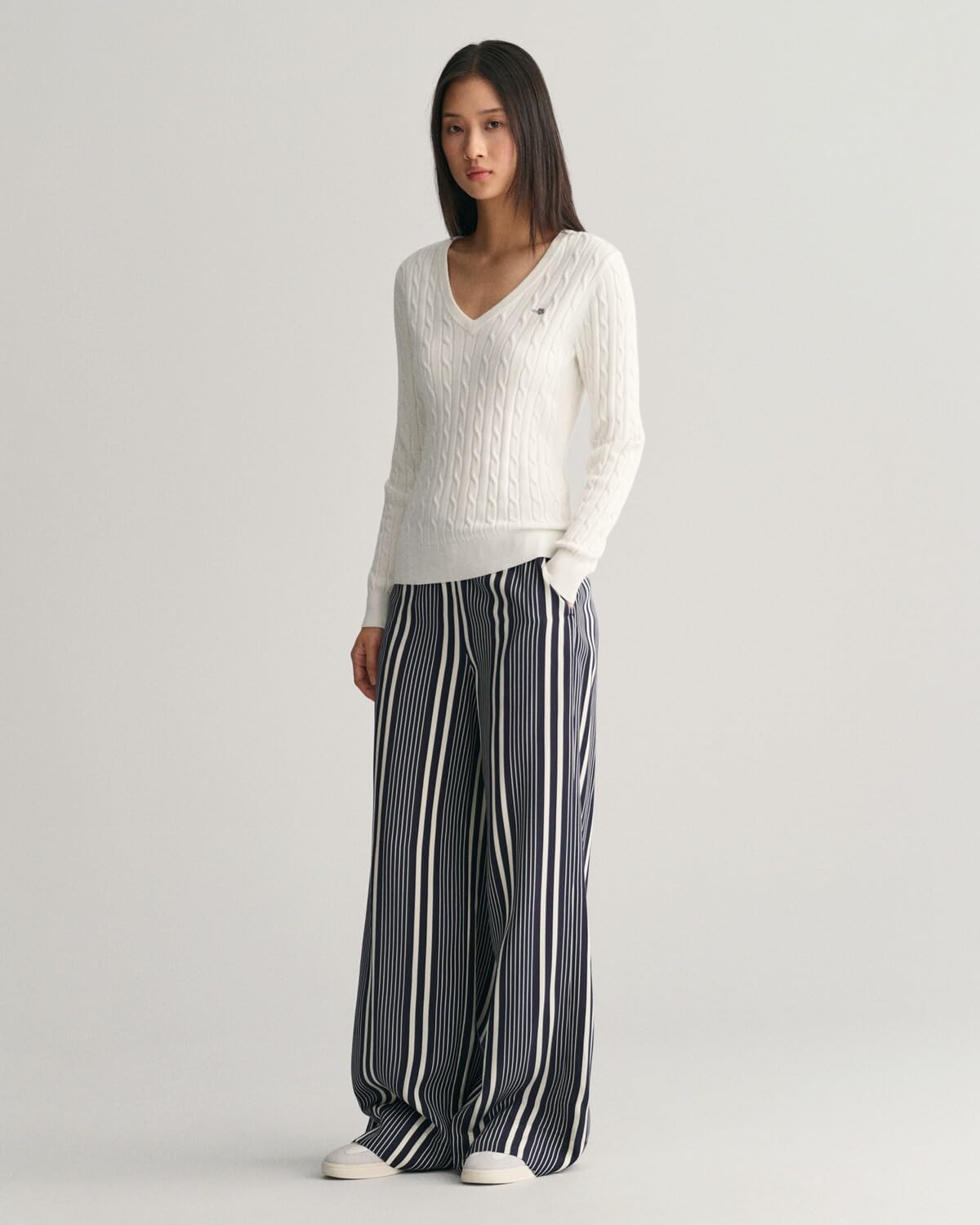 GANT Damski sweter ze stretchem bawełnianym z dekoltem w serek, Eggshell, Standard, Eggshell, M