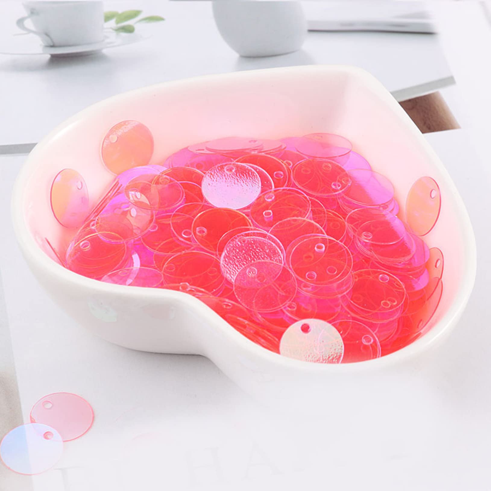 Luźne cekiny, Paillettes500g Cekiny Przezroczyste Kolorowe Okrągłe Szycie Akcesoria Do Sukni Ślubnej Paillettes Dekoracja DIY Materiał do szycia (Kolor: Żółty, Rozmiar: 1 cm 500g)