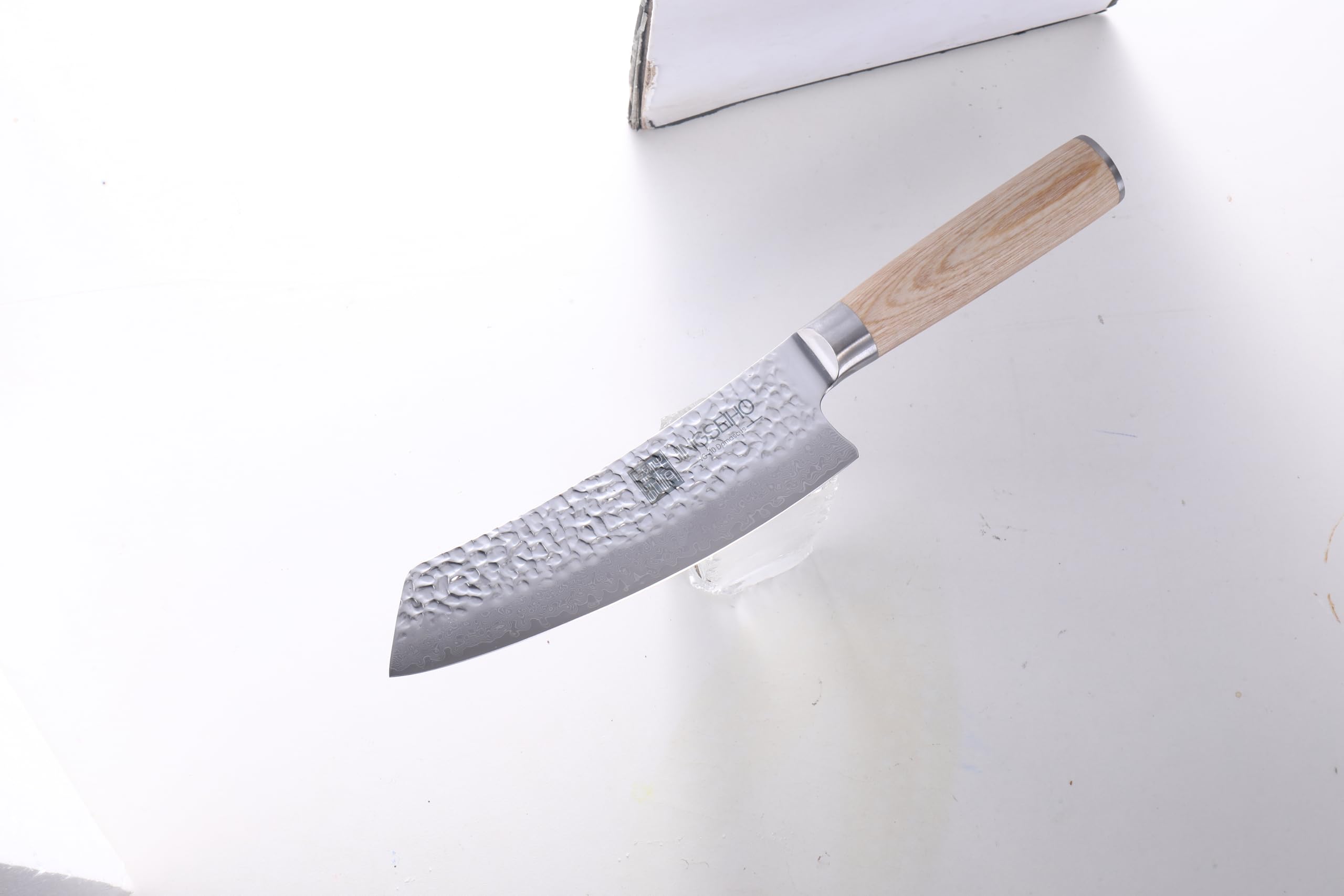 Couteau Santoku En Véritable Damas VG-10 À 67 Couches De 18 cm,Manche Ergonomique Équilibré, Idéal Pour La Maison et Les Cadeaux