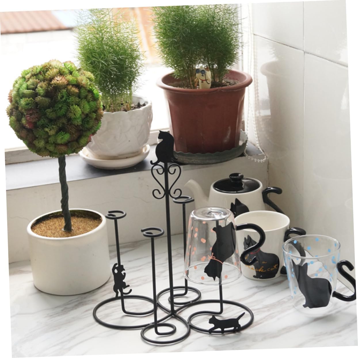Mobestech Cute Cat Iron Cup Holder Stand Portable Mug Rack for Kitchen Organization Multi-Functional Coffee Cup Hanging Storage for Home and Cafe Use