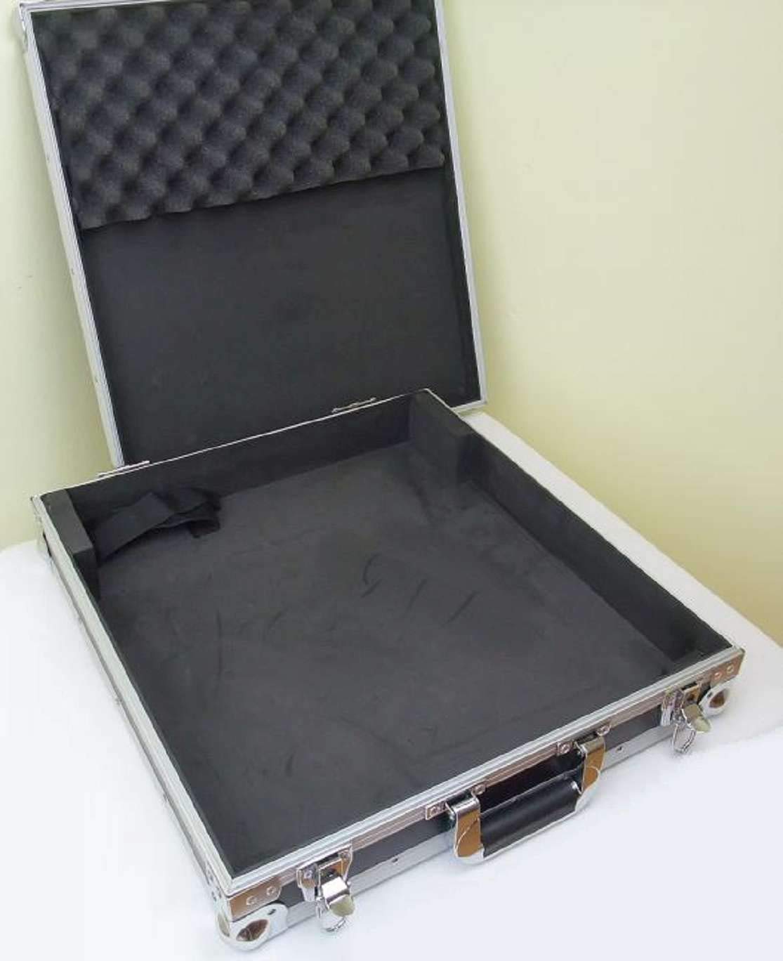 27250 Universal Mixercase, für bis zu 46,3 x 36,5 x 9,5 cm große Mischpulte (UMC-2)