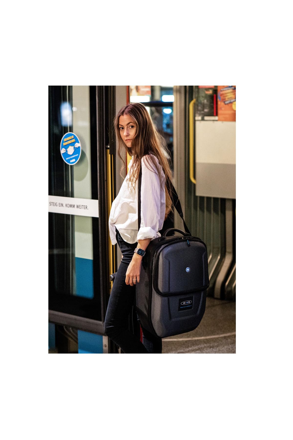 Micro® | Luggage 4.0 Maleta Patinete para jóvenes y Adultos | Equipaje de Mano | Capacidad 33L | Altura Ajustable | Plataforma Antideslizante de Aluminio | Viaje de Negocios, Aeropuertos