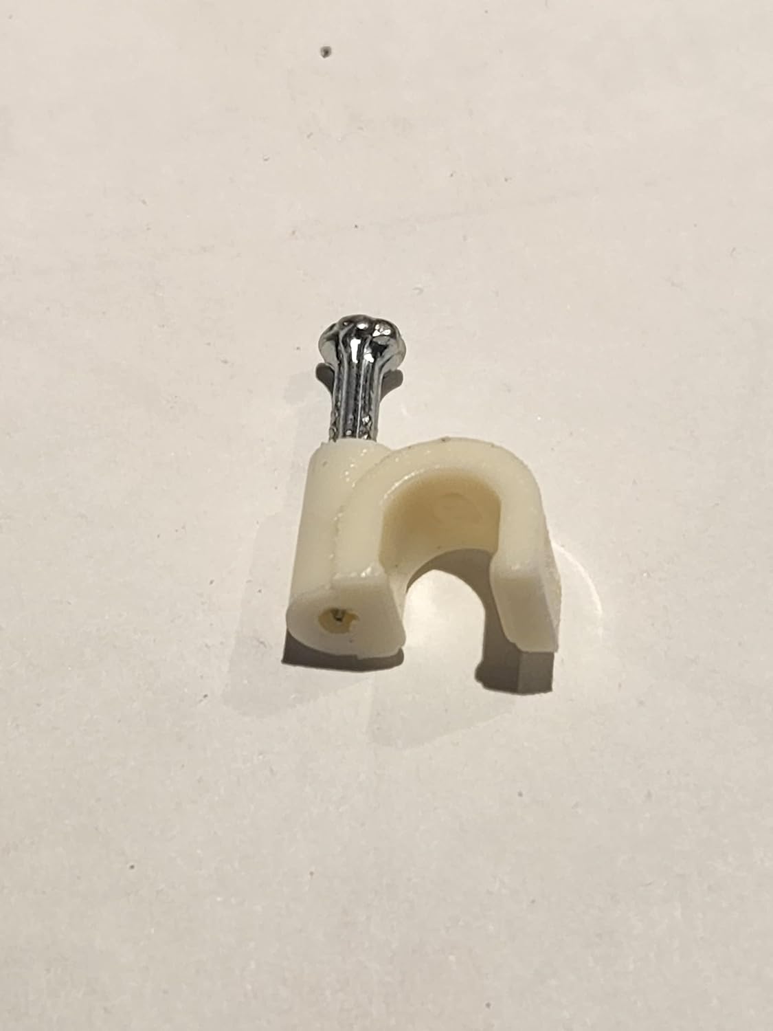 MrDrip Cream Color 1/4" Drip Irrigation Tubing Mounting