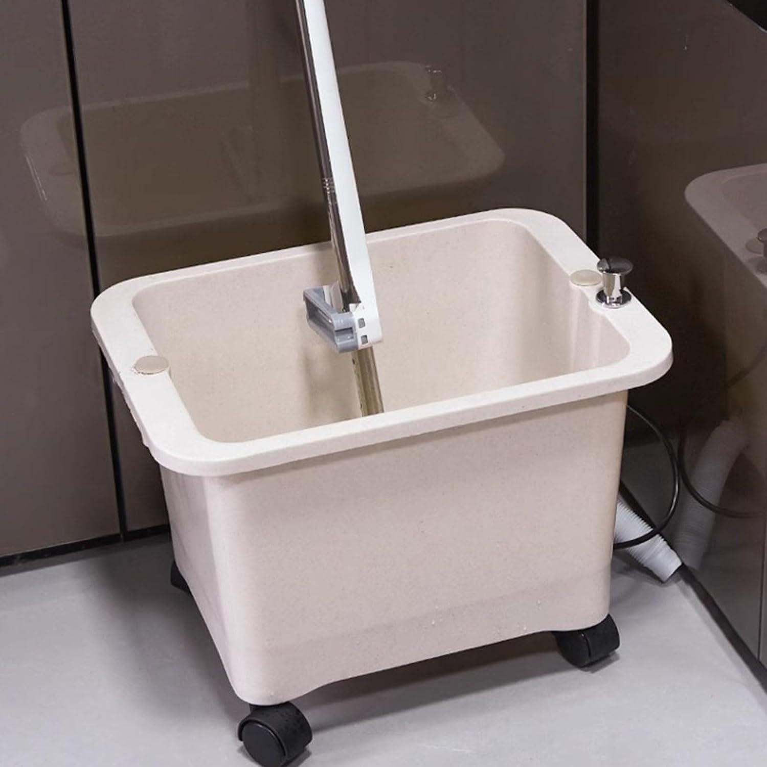 Commercial Floor Mop Sink, Removable Freestanding Plastic Mop Service Basin, Multifunctional Household Mop Basin for Restaurants, Bars, Garages, Bathrooms(61.5cm/24.2in)