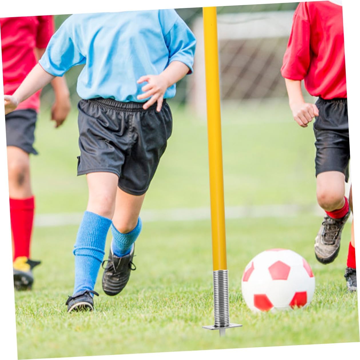 Alipis 4pcs Soccer Training Ground Stakes with Spring-Loaded Spike, Flagpole Base for Corner Flags, Football Pole Fixing Mount for Field Marking and Agility Practice