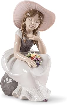 LLADRO Spring has Arrived. Porcelain Figure with a Shiny Girl with a Hat and a Bouquet of Pastel Tones. Decorative Sculpture That Reflects The World of Children.