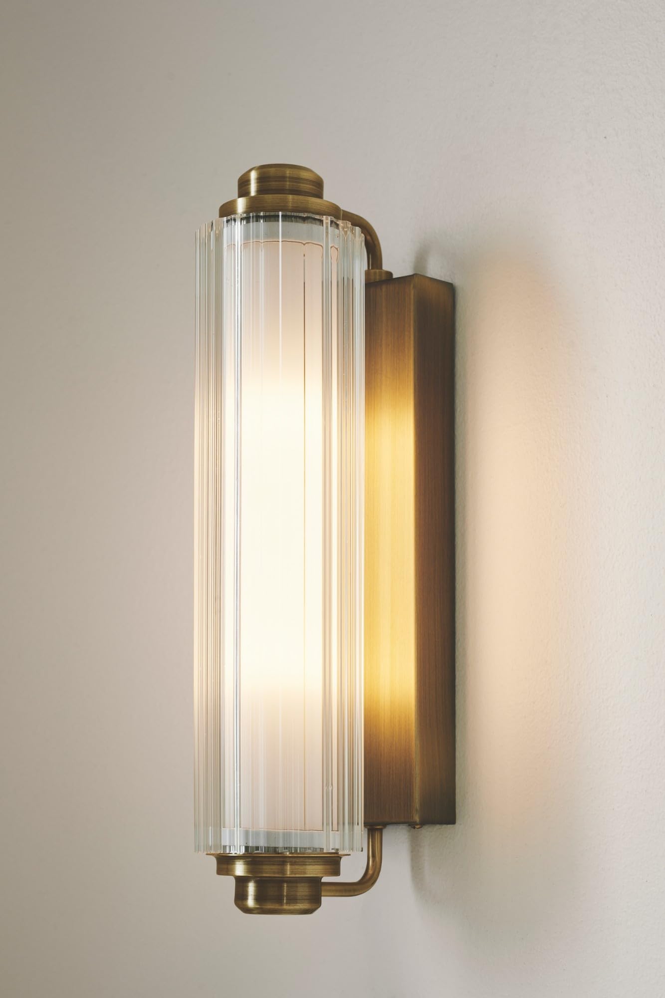 Nordlux Nimal Double Wandleuchte Messing – E14 Fassung, 2x max. 25W, IP44, Art-Deco Design, ideal für Badezimmer & Flur