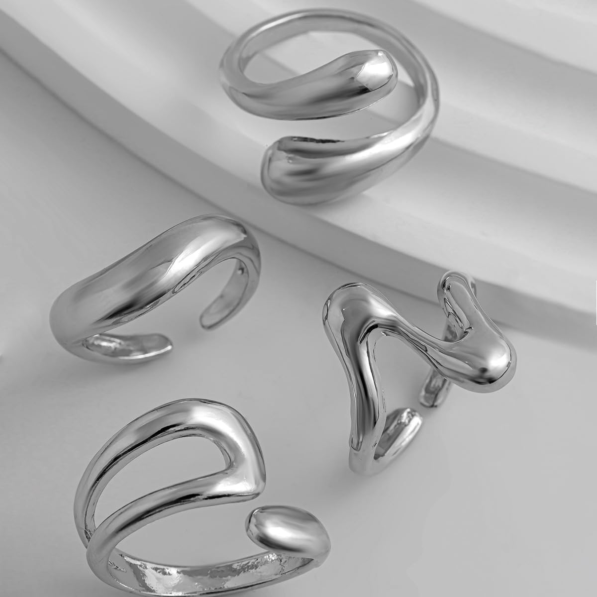 Conjunto de anéis grossos de ouro para mulheres, anéis de prata delicados, empilháveis, grossos, redondos, minimalistas, anéis de ouro irregulares para mulheres, acessórios de… em promoção! Veja a oferta e mais achadinhos de Bijuterias 2 Hoje é o melhor dia para comprar Conjunto de anéis grossos de ouro para mulheres, anéis de prata delicados, empilháveis, grossos, redondos, minimalistas, anéis de ouro irregulares para mulheres, acessórios de… com aquele preço maroto! Promoção! Aproveite a oferta! 2