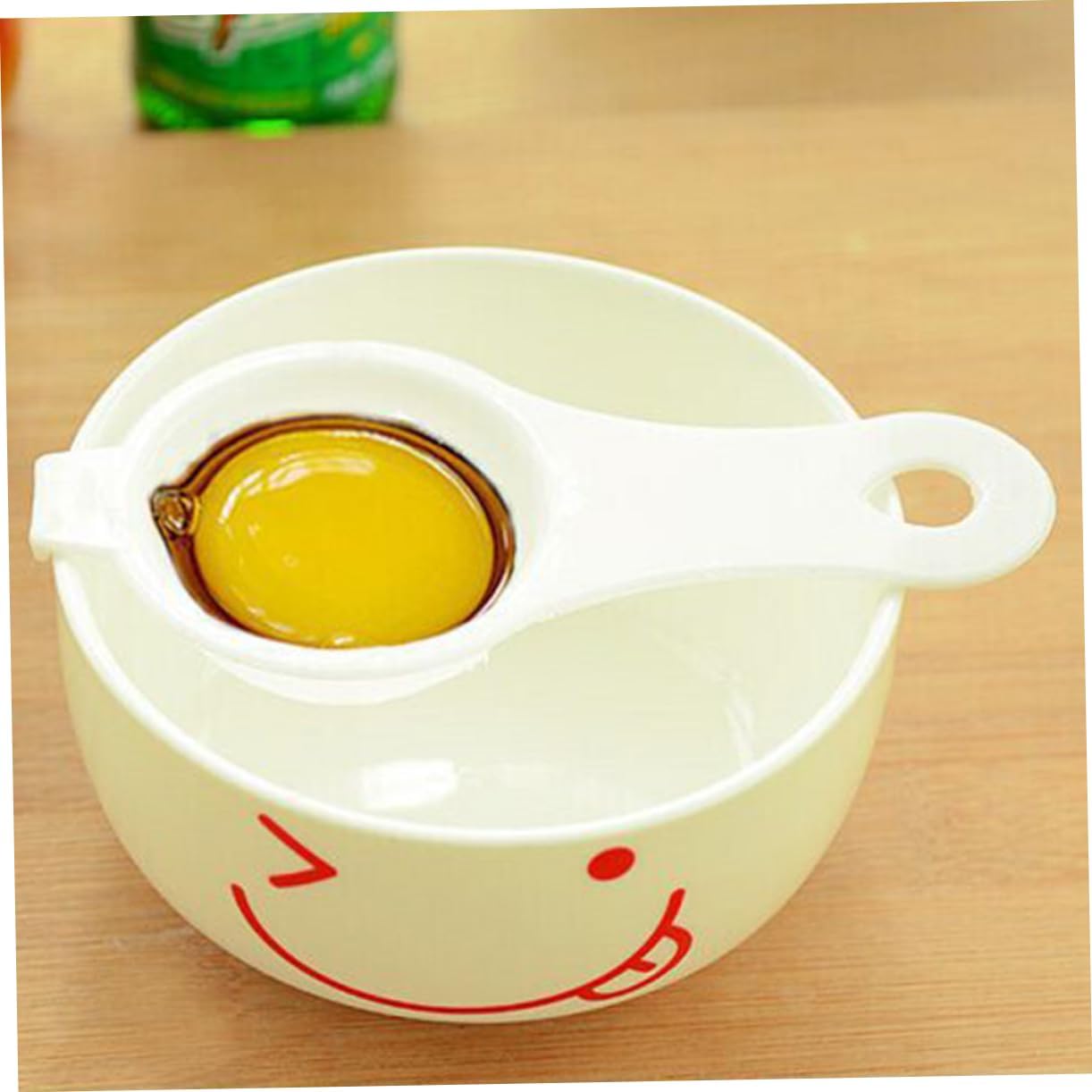 Egg Separator Sieve Plastic Yolk Extractor Sturdy and Lightweight Essential Kitchen Cooking Gadget for Egg White Division
