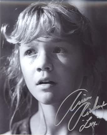 Amazon.com: ARIANA RICHARDS as Lex Murphy - Jurassic Park 8"x10