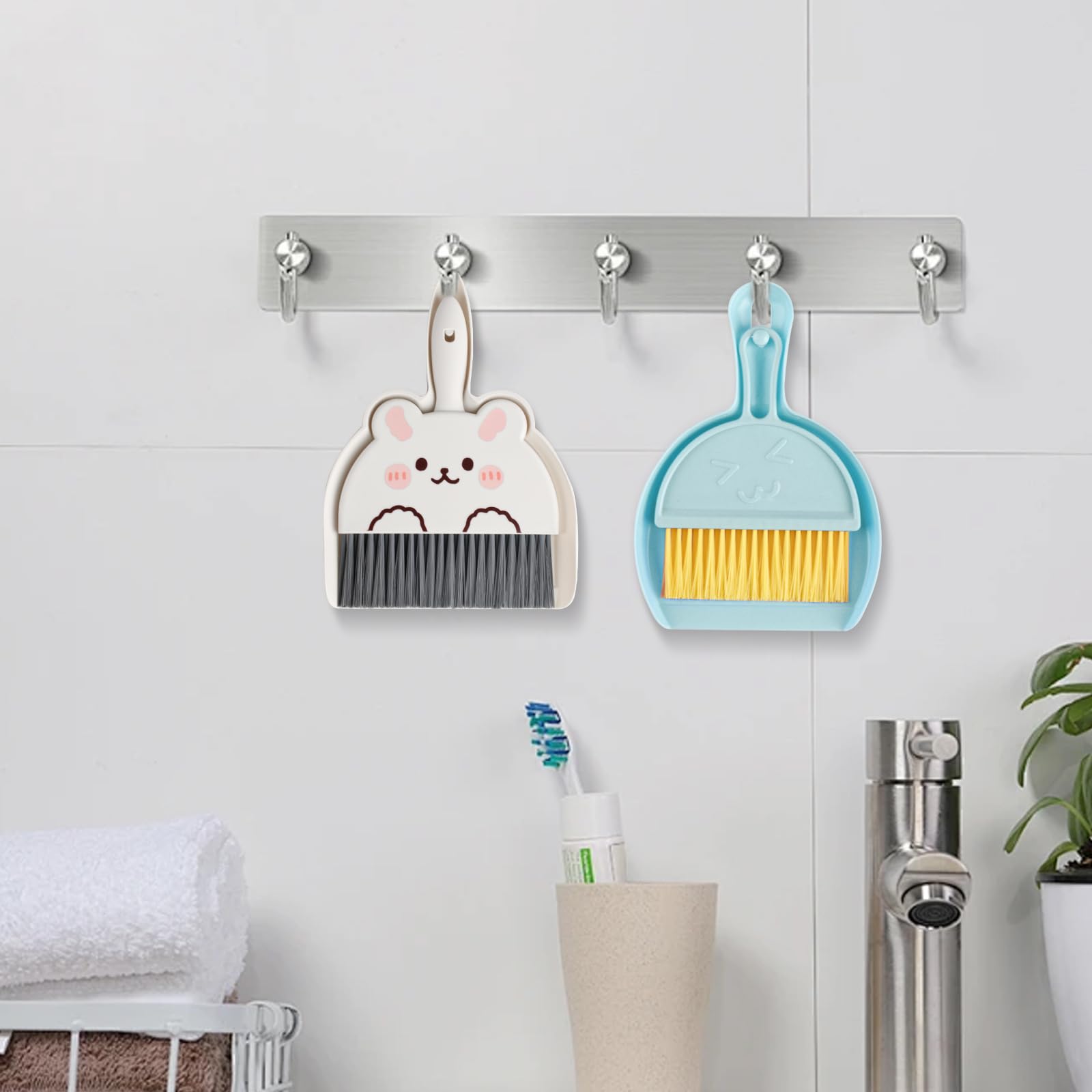 Set di 2 Mini Paletta e Spazzola Pulizia da Tavolo, Set Paletta Scopas, Scopetta PiccolaScopa con Palettas Spazzatura, Portatile Scopa e Palettas per Pulizia di Casa Ufficio, Tavolo, Divano, Auto