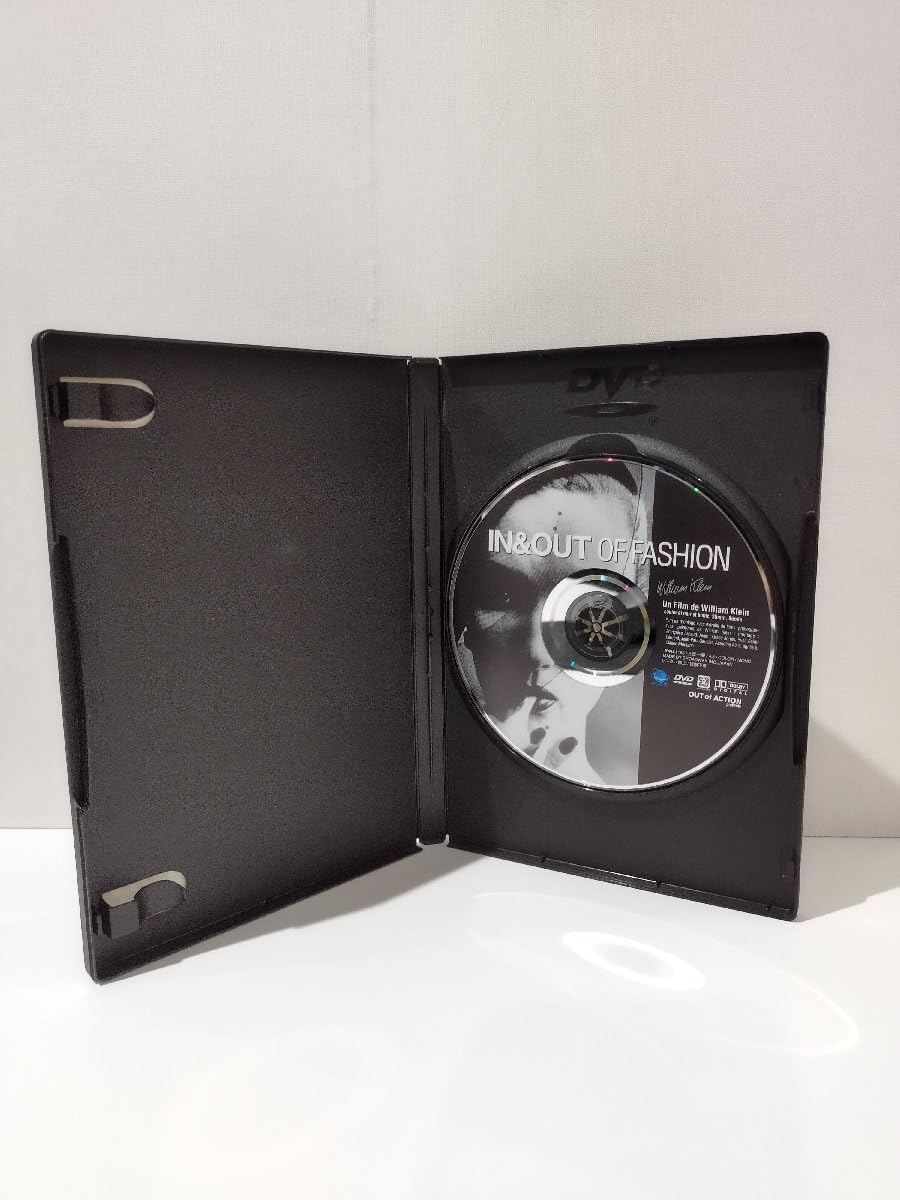 Amazon.co.jp: 【DVDセル版 IN&OUT OF FASHION WILLIAM KLEIN