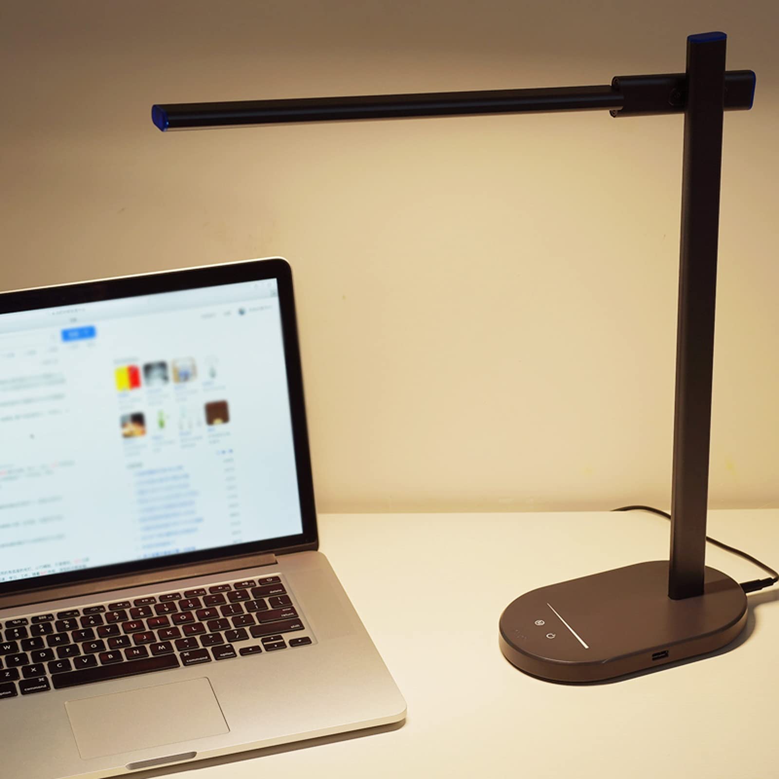 lampe de bureau Lampe de bureau DIMMABLE 12W LED Protection des yeux Lampe de bureau avec port USB et mémoire de mémoire Lampe de bureau haute intensité, 3 modes de couleur 7 Niveau de luminosité lamp