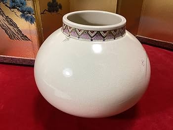 薩摩焼　壽官陶苑　十四代　沈壽官　花瓶【未使用品/共箱入】 Amazon.co.jp: 薩摩焼 壽官陶苑 十四代 沈壽官 花瓶品共箱入