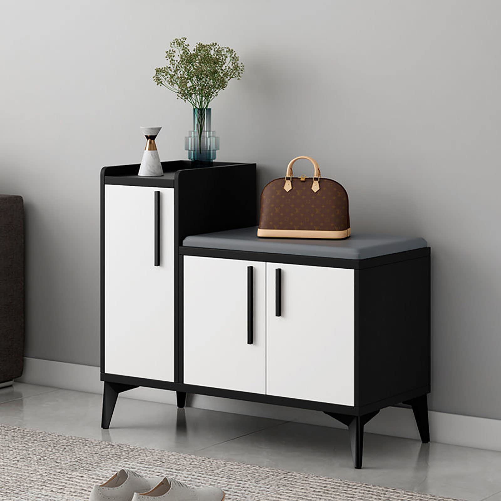 Banc à chaussures gain de place pour ranger un petit couloir