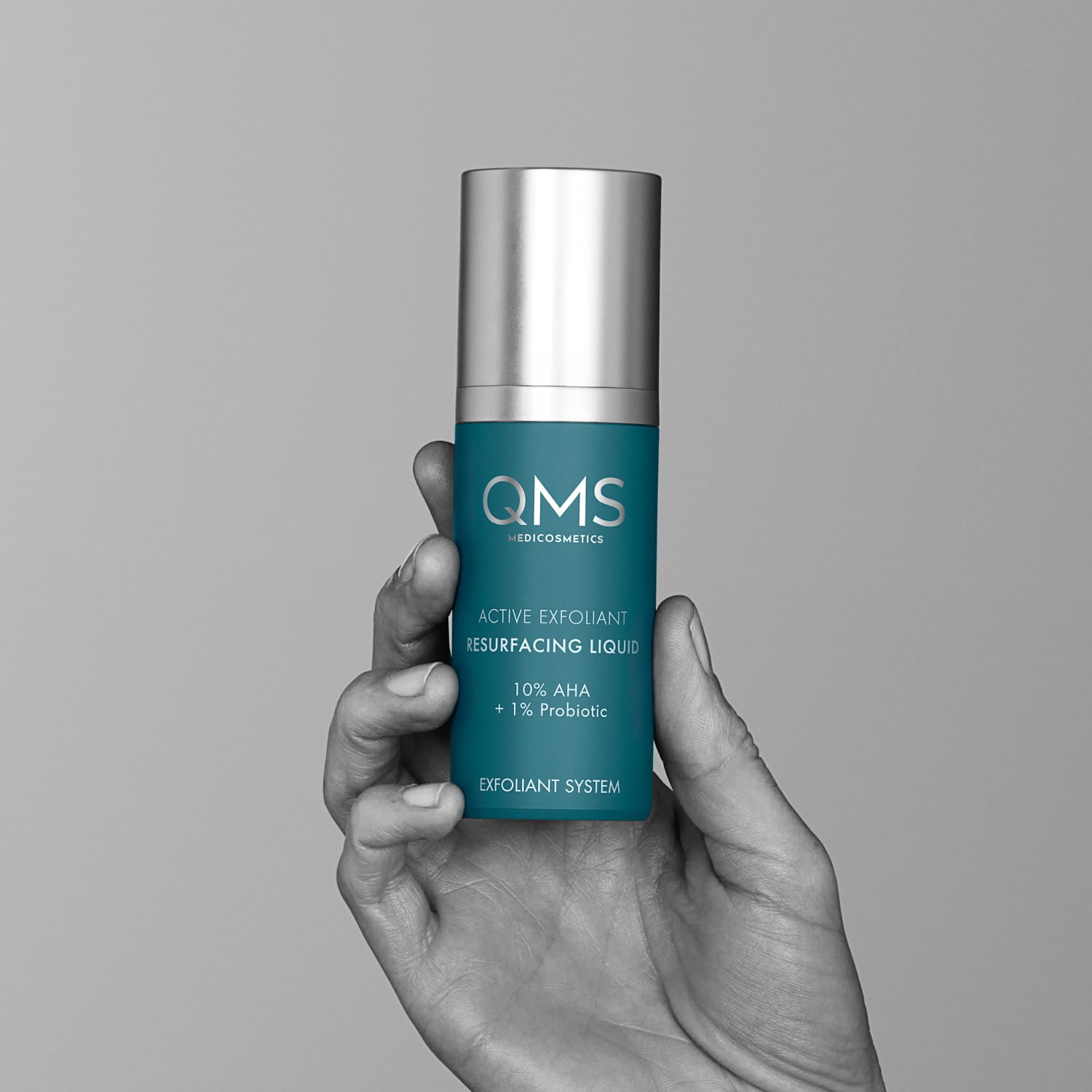 QMS Medicosmetics Resurfacing Liquid with 7% AHA + 1% Prebiotics – Gentle Exfoliant with Medium Intensity, Removes Old Skin Cells + Stimulates Renewal – 1.01 oz