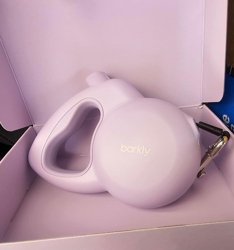 The Barkly Leash with a Built-In Personal Safety Alarm in Lilac