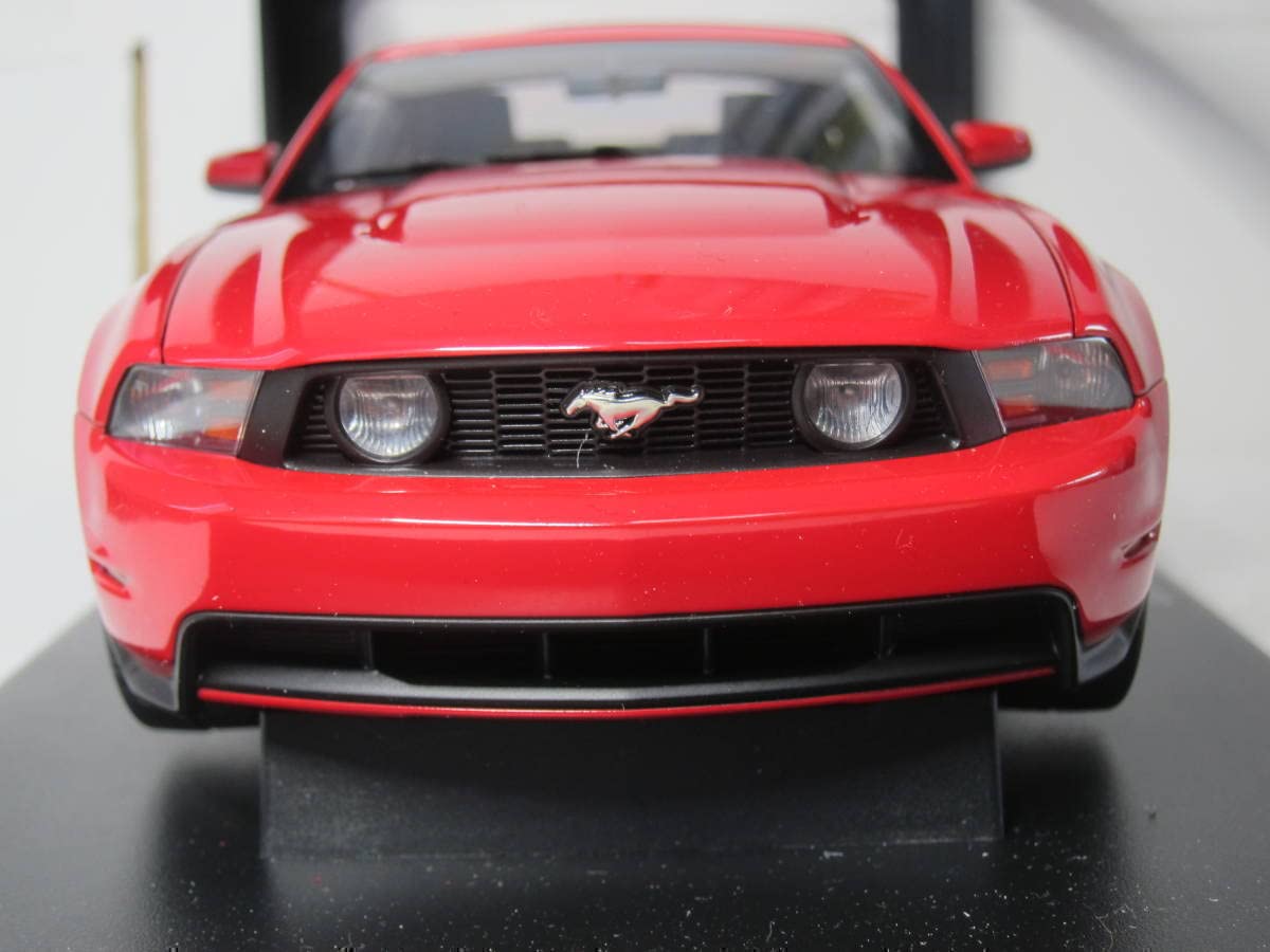 Amazon.co.jp: 1/18 オートアート フォード マスタング GT 2010
