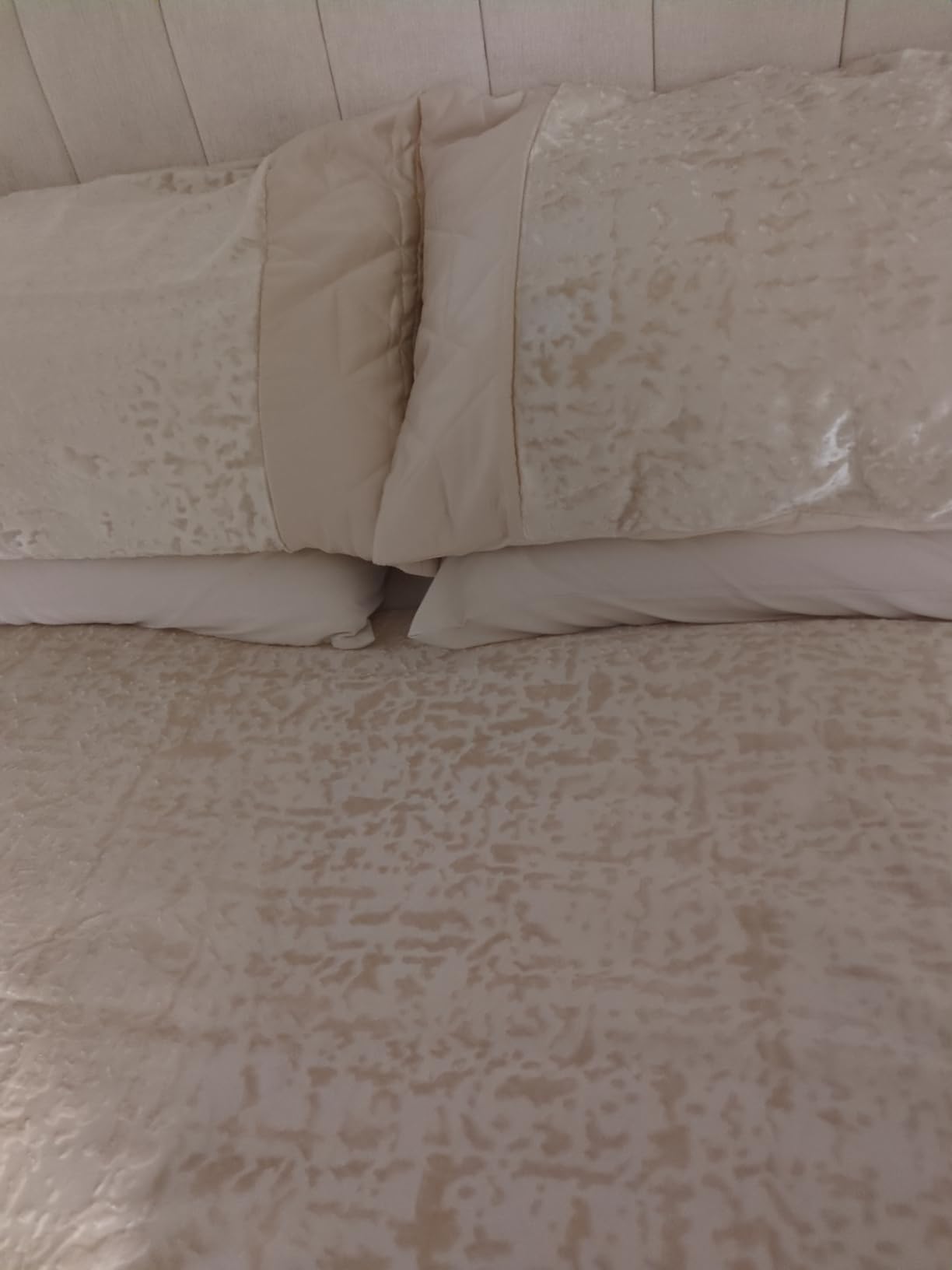 Luxury Crush Satin & Velvet Reversible 3-Piece Duvet Cover Set - Double/King Size, Striped Pattern