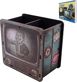FaNaTtik Fallout Desk Tidy – Organizador de TV retrô oficialmente licenciado Vault‑Tec com Vault Boy – Suporte de caneta e lápis MDF para jogos ou escritório