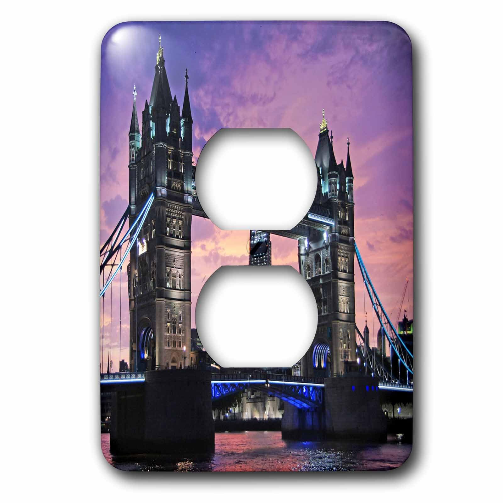 Plaque 2 prises London Tower Bridge pour cacher les fixations électriques